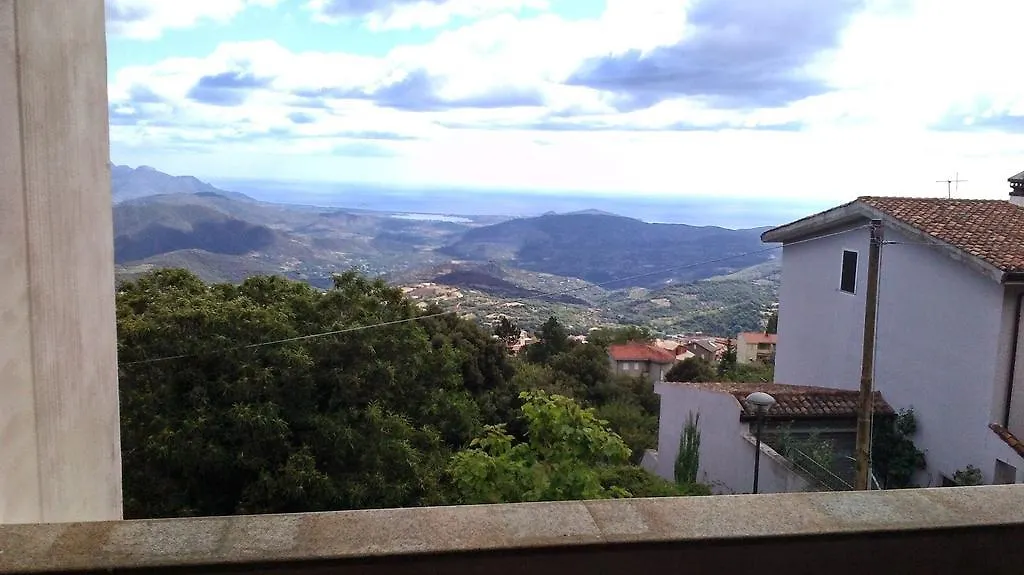 Bed and Breakfast Monti E Mare Lanusei